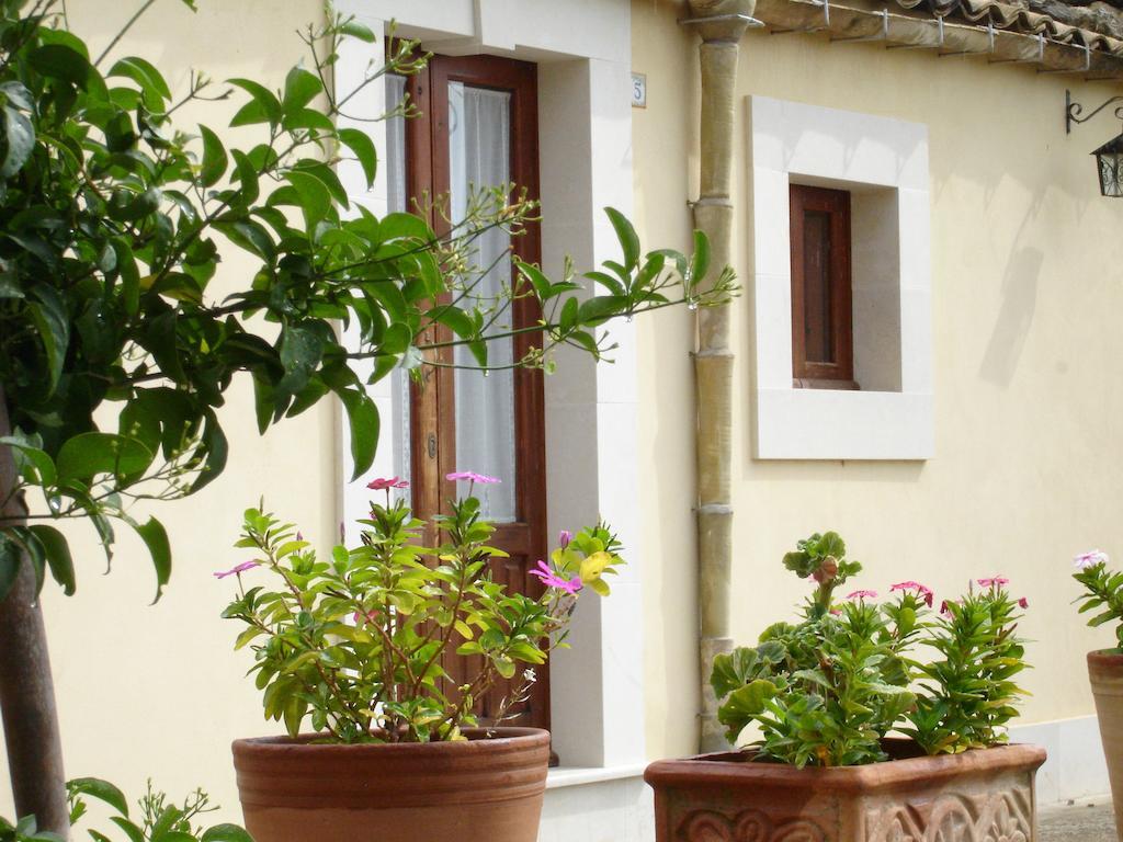 La Suma Sumalia Bed & Breakfast Noto Luaran gambar
