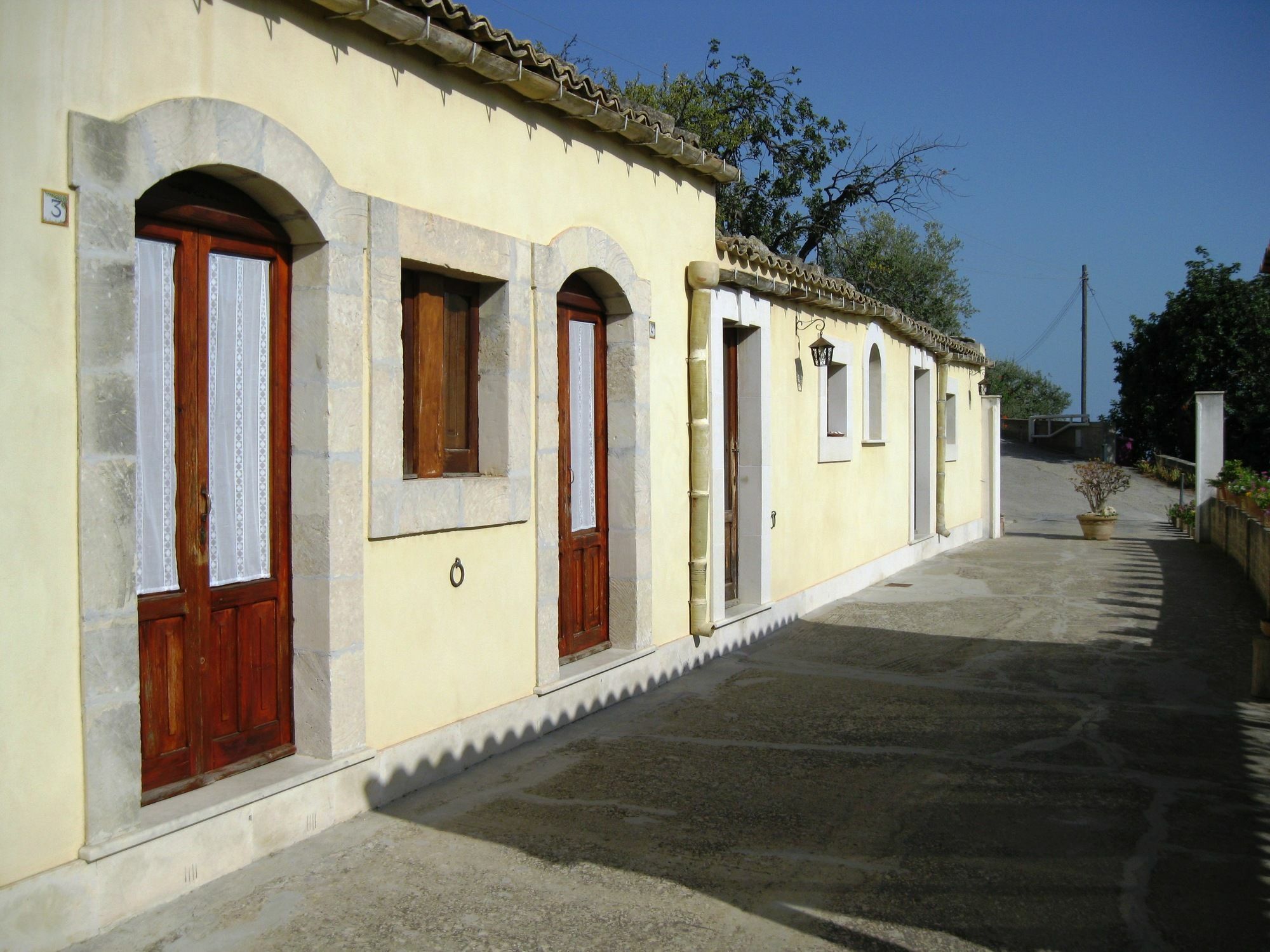 La Suma Sumalia Bed & Breakfast Noto Luaran gambar